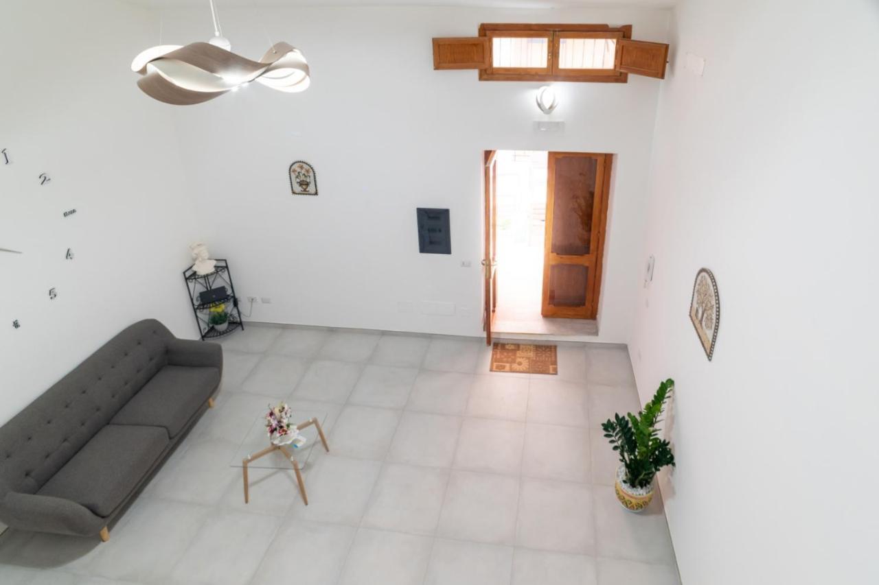 I Parrini Bed & Breakfast Porto Empedocle Exterior photo